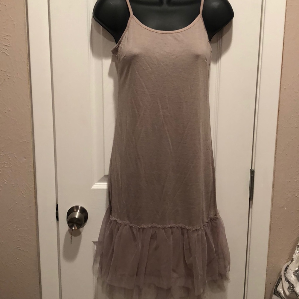 Full taupe slip with lace bottom.